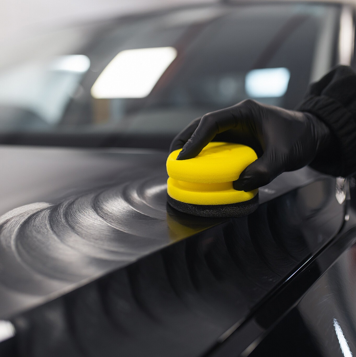 Gąbka do wosków K2 APLIKATOR GĄBKOWY Z UCHWYTEM DO WOSKÓW K730