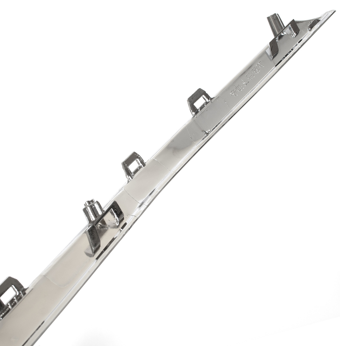 Renault Kadjar 15-18 listwa atrapy między reflektory (grilla) CHROM