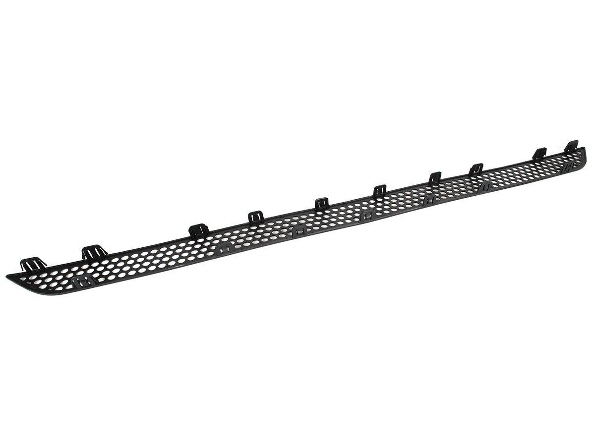 Mercedes W163 ML-Klasa 01-05 atrapa kratka w zderzak przedni środkowa CZARNA